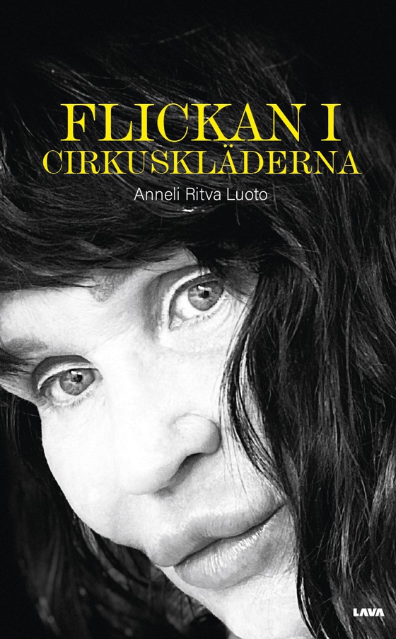 Flickan i cirkuskläderna (e-bok) av Anneli Ritva Luoto