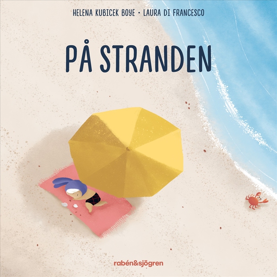 På stranden