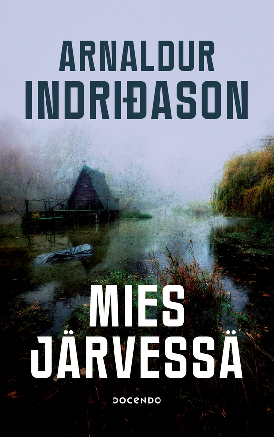 Mies järvessä