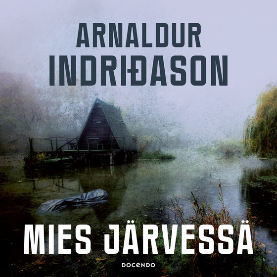 Mies järvessä